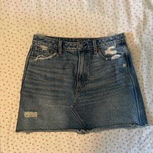 Abercrombie denim skirt 29 inch